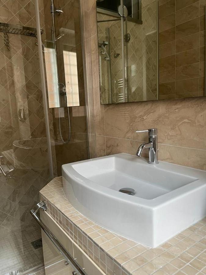 Bambhouse - Appartamento Nuovo Roma Ngoại thất bức ảnh